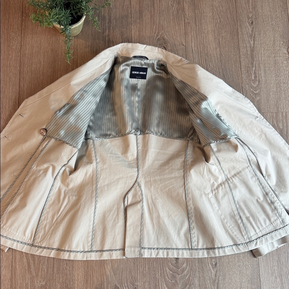 VINTAGE GIORIO ARMANI ITALIAN MADE SHORT TRENCH COAT BLAZER TAN SIZE M/L 10/12 - Picture 7 of 8